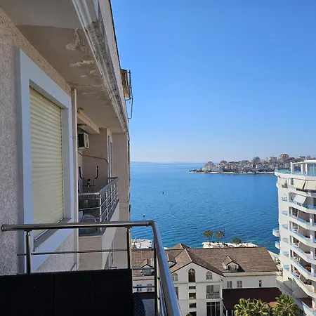 Albert Apartment شقة *