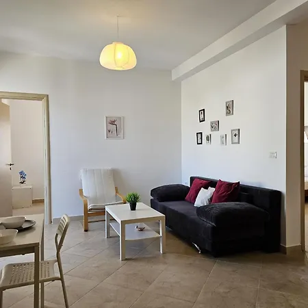 شقة Albert Apartment *