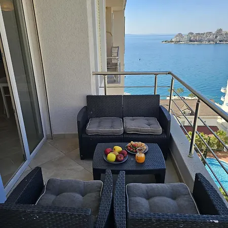 Albert Apartment شقة *