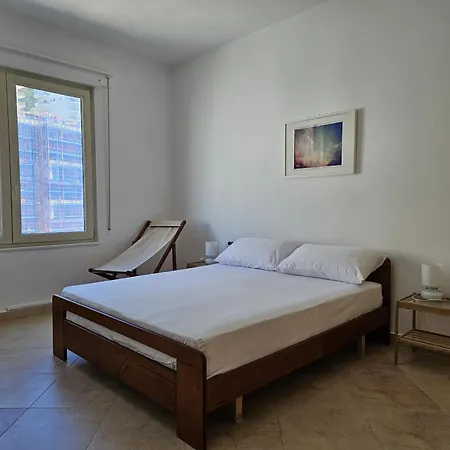 Albert Apartment *