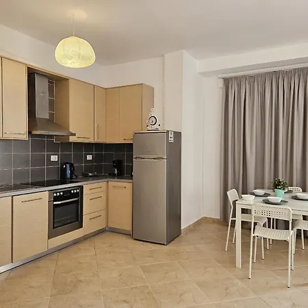 アパート Albert Apartment Sarandë