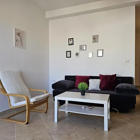 Albert Apartment